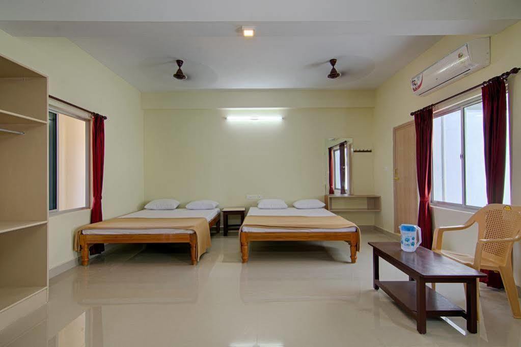 Ganesh Residency Hotel Pondicherry Exterior photo